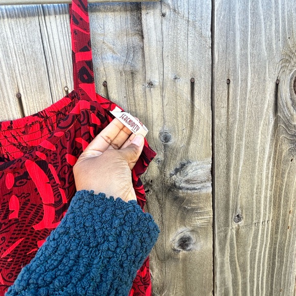 Vintage Serendipity Maui XL Red and Black Maxi Dress - Picture 5 of 7